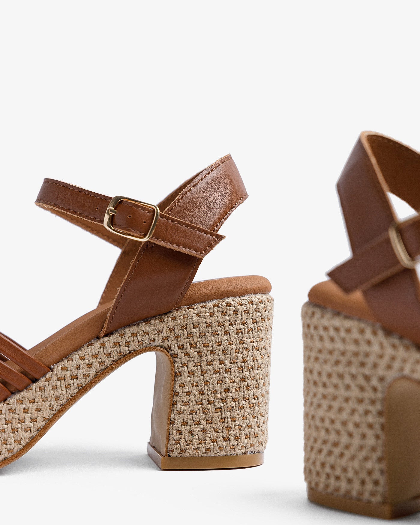 Sandalia Valvas Cuero 35