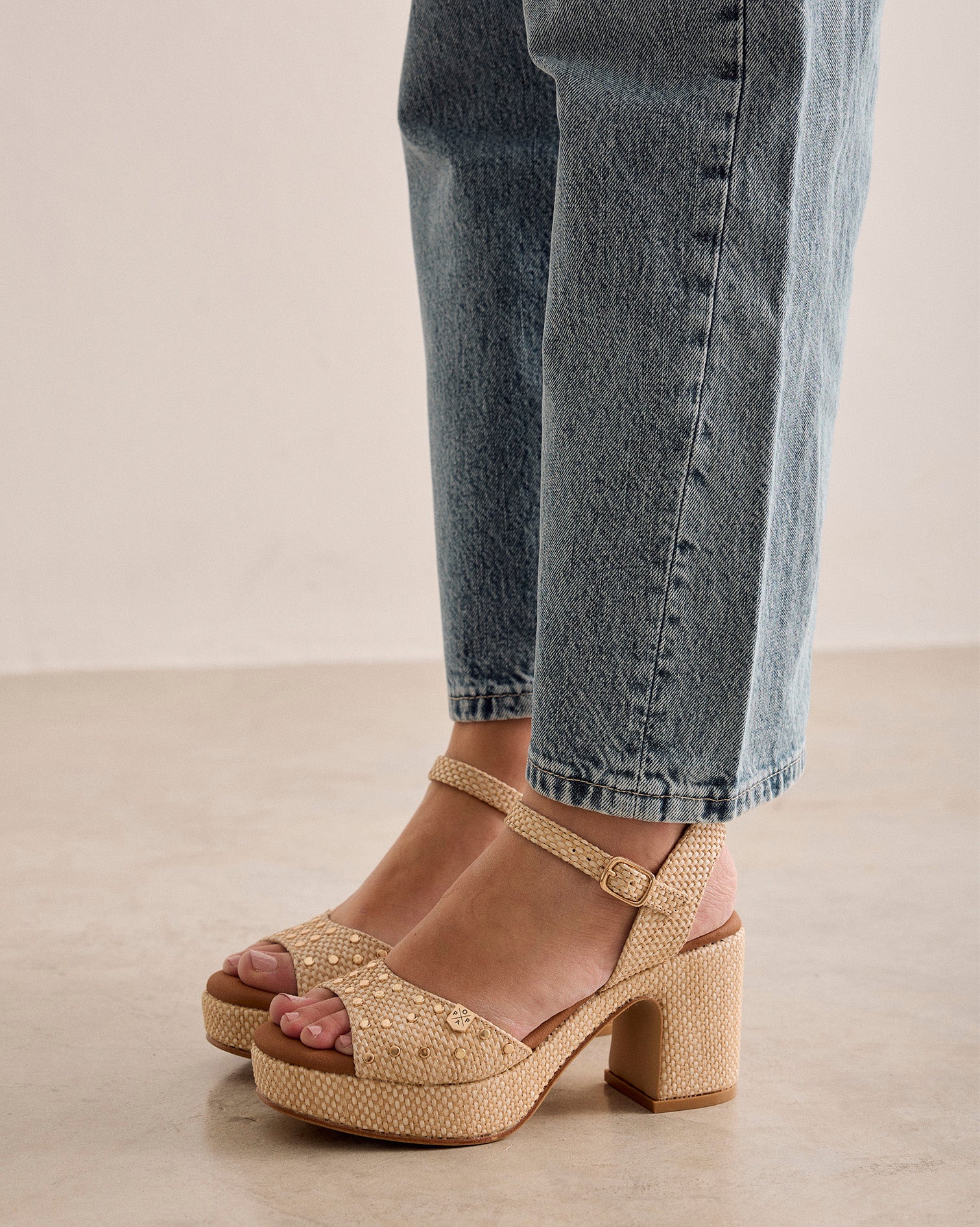 Sandalia Daira Rafia Natural