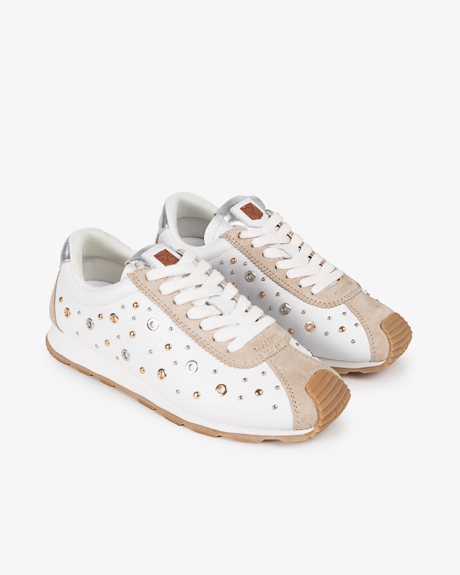 Zapatilla Inara Tachuelas Blanco