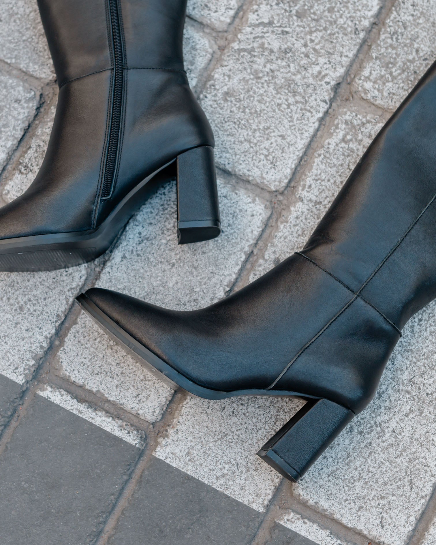 High Black Leather Boot Sinnara