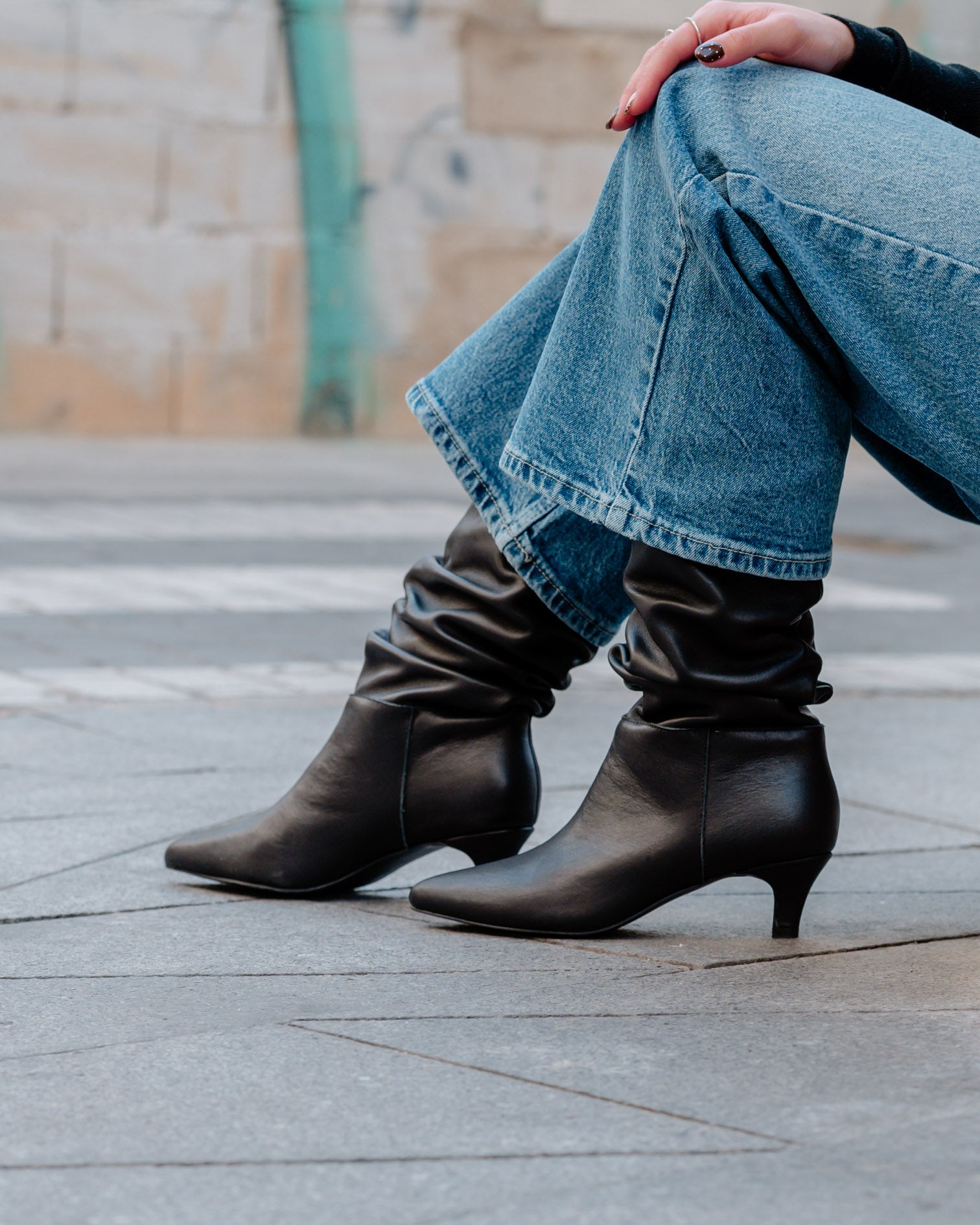 Black Leather Mid Boot Nirvana