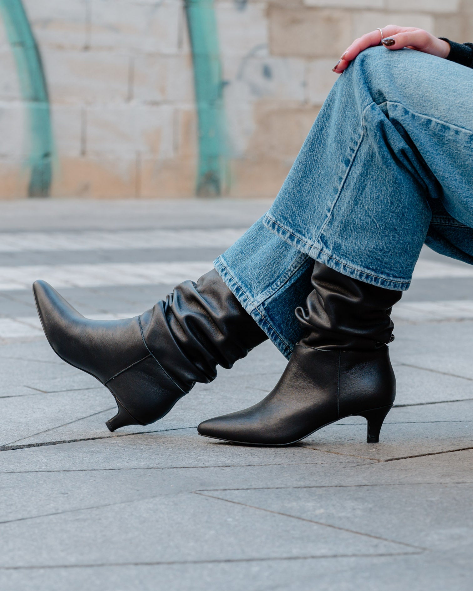 Black Leather Mid Boot Nirvana