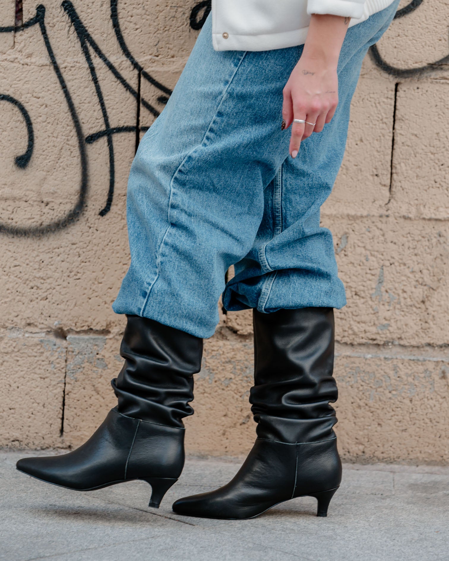 Black Leather Mid Boot Nirvana