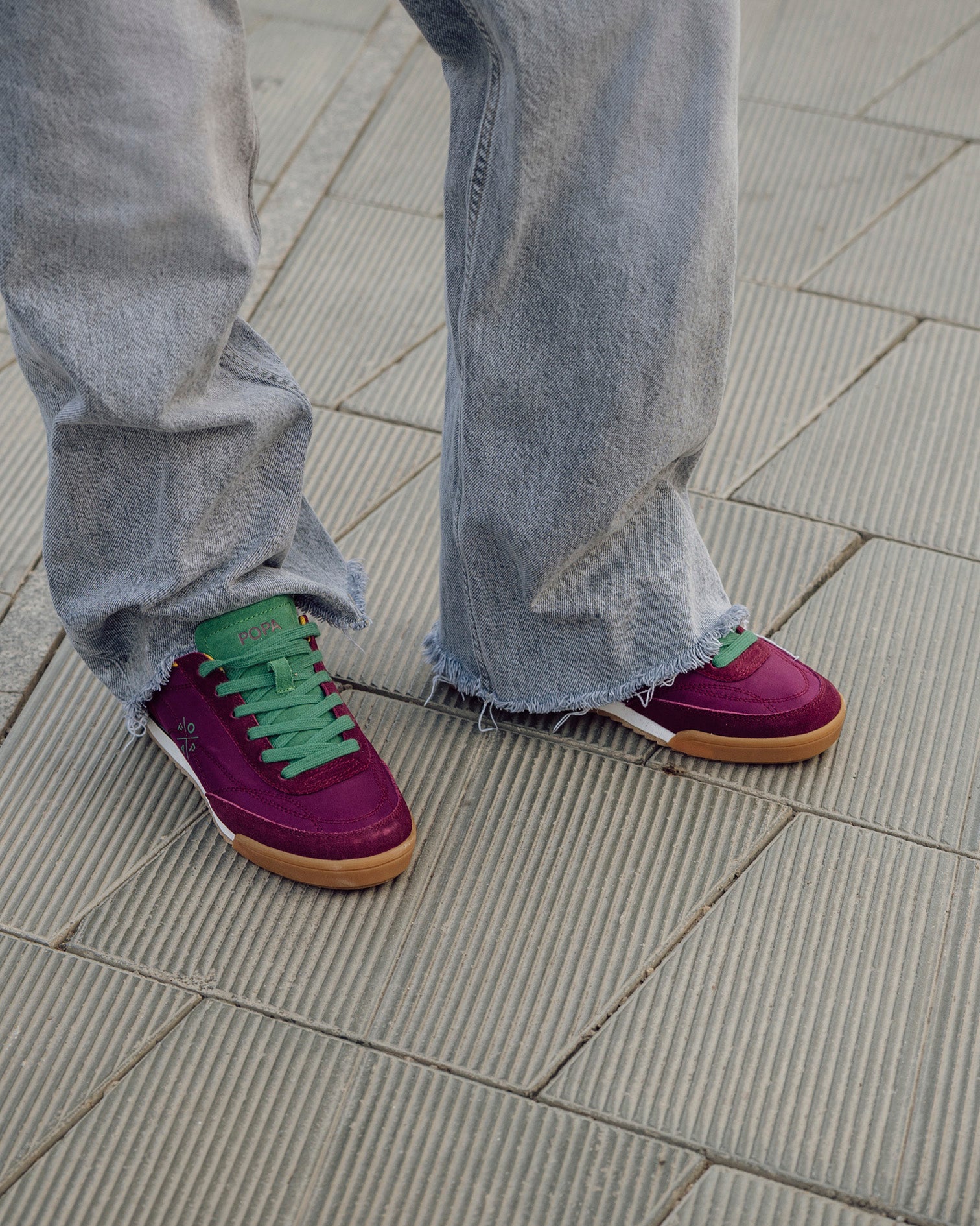 Zapatilla Muse Serraje Burdeos