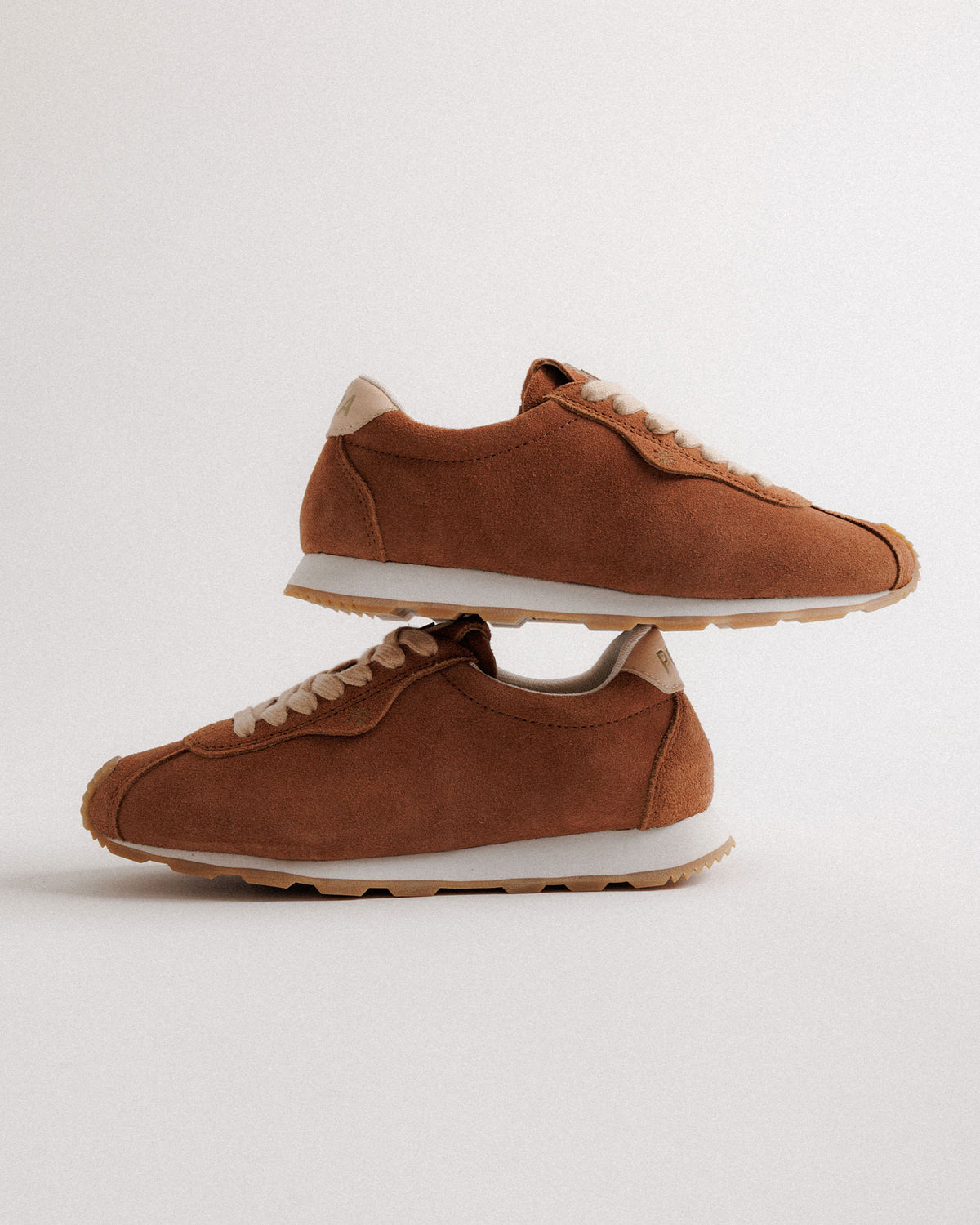 Baskets Kira en daim marron 