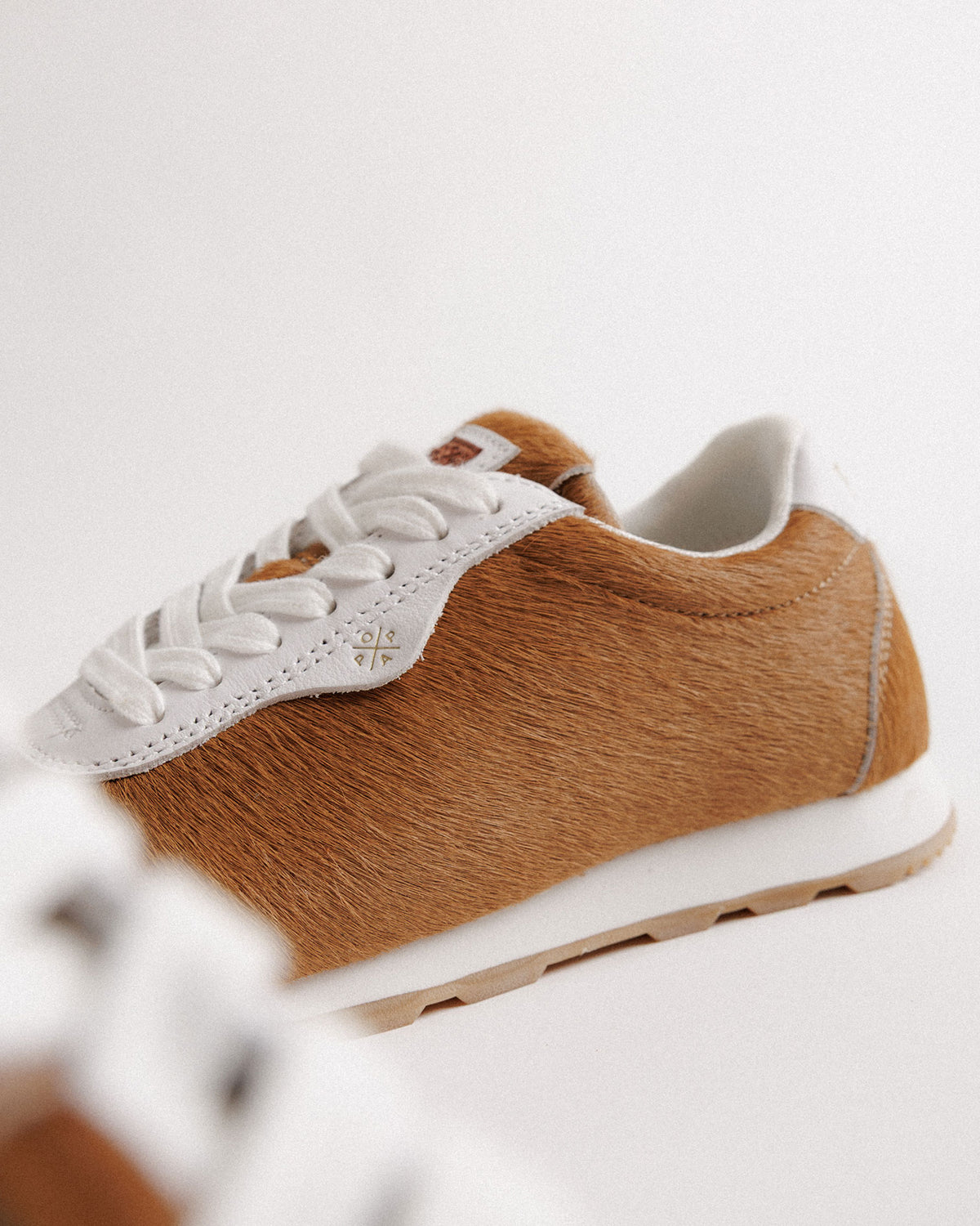 Sneaker Kira Pony Beige 