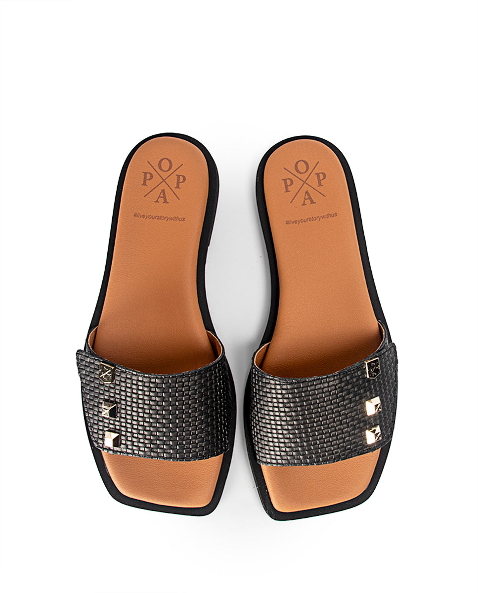 Sandale plate tressée noire Nazare