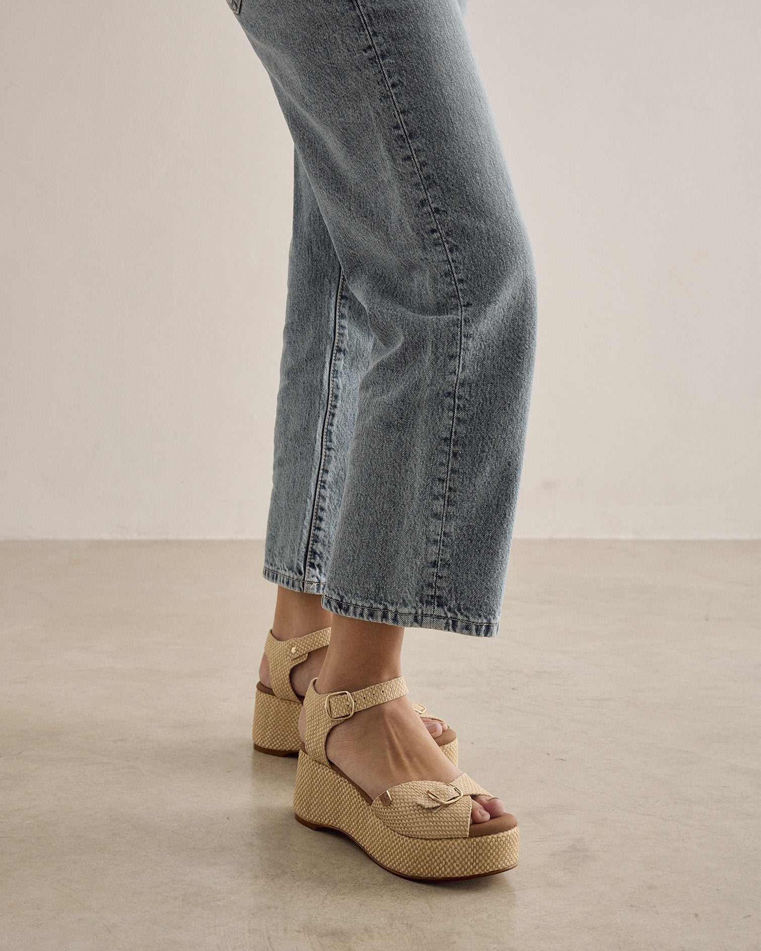 Cuña Muriel Rafia Beige