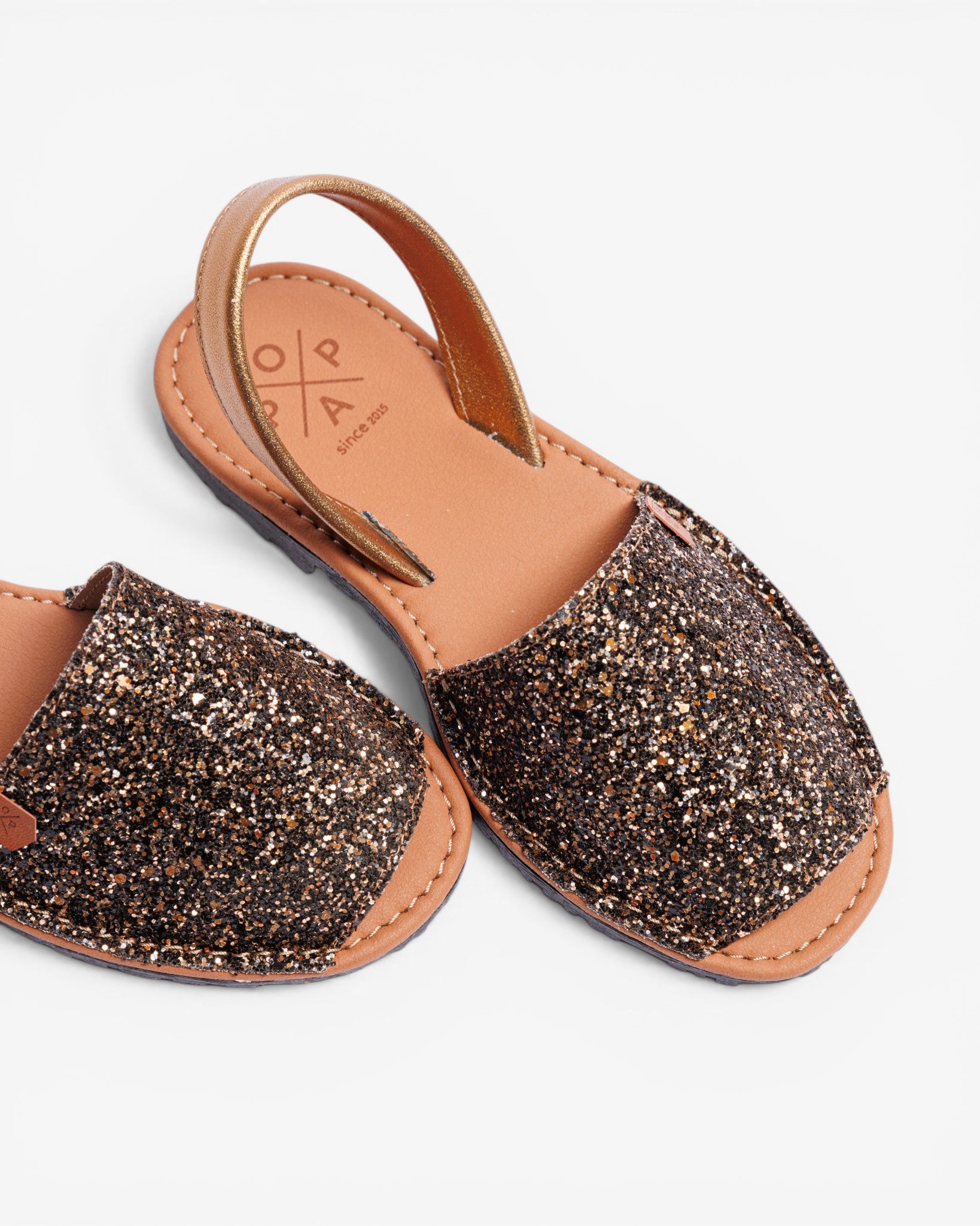 Menorquina Plana California Glitter Negro