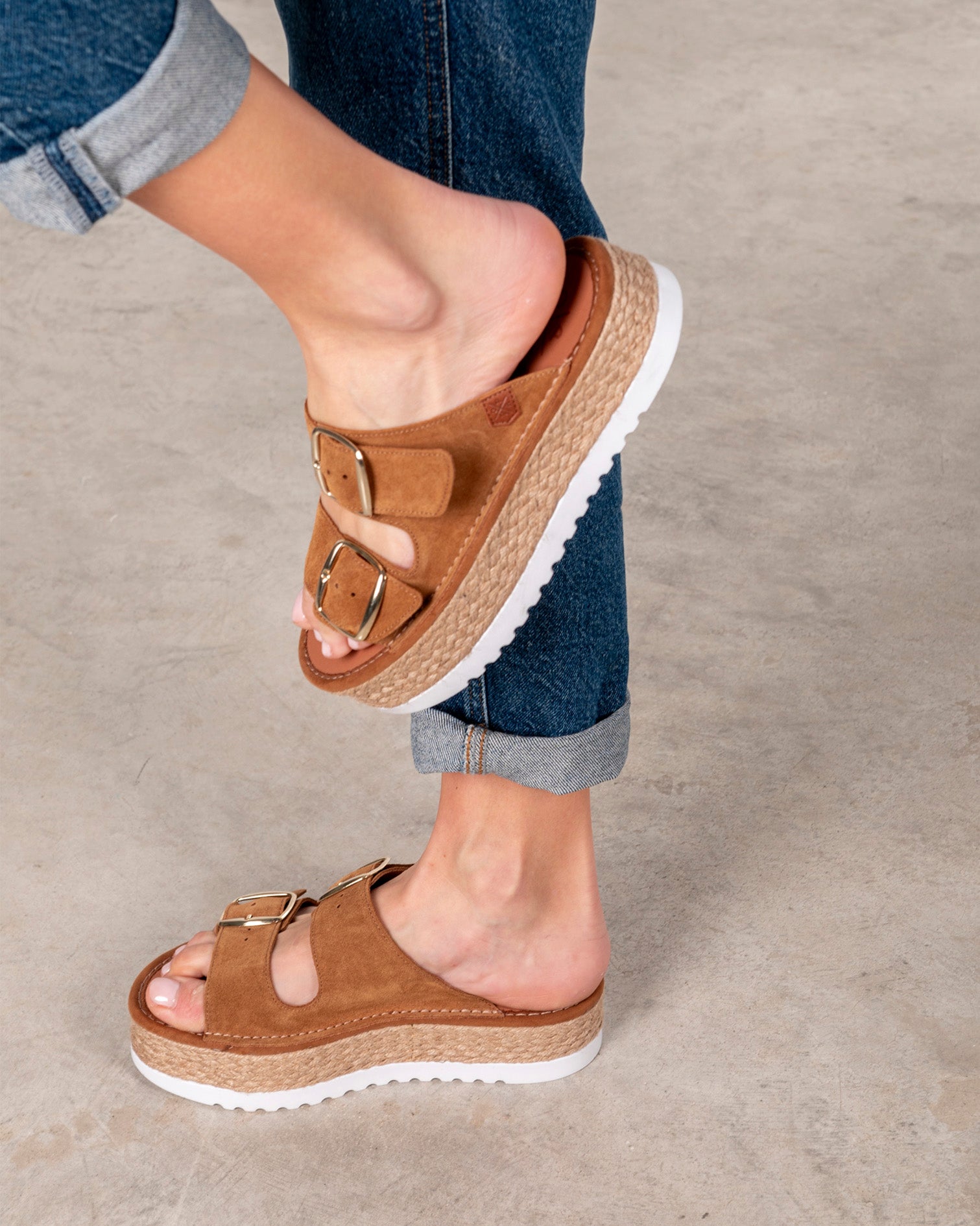 Menoquina Platform Collao Suede Leather